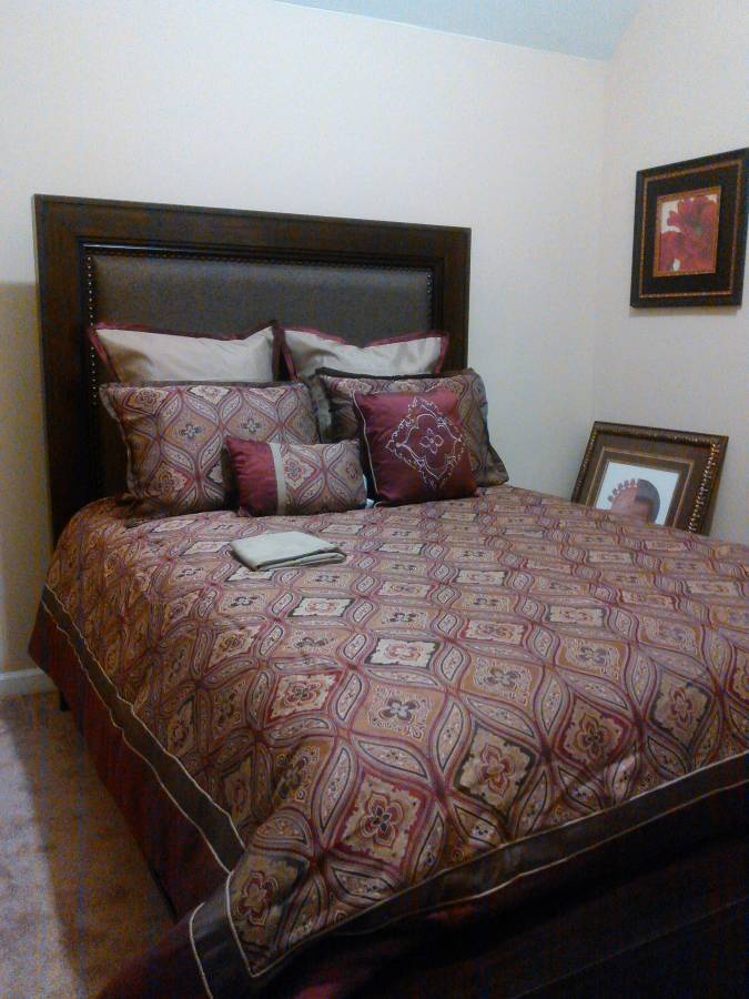 Room for Rent (Airport/ ) Business Professional (Atlanta)
